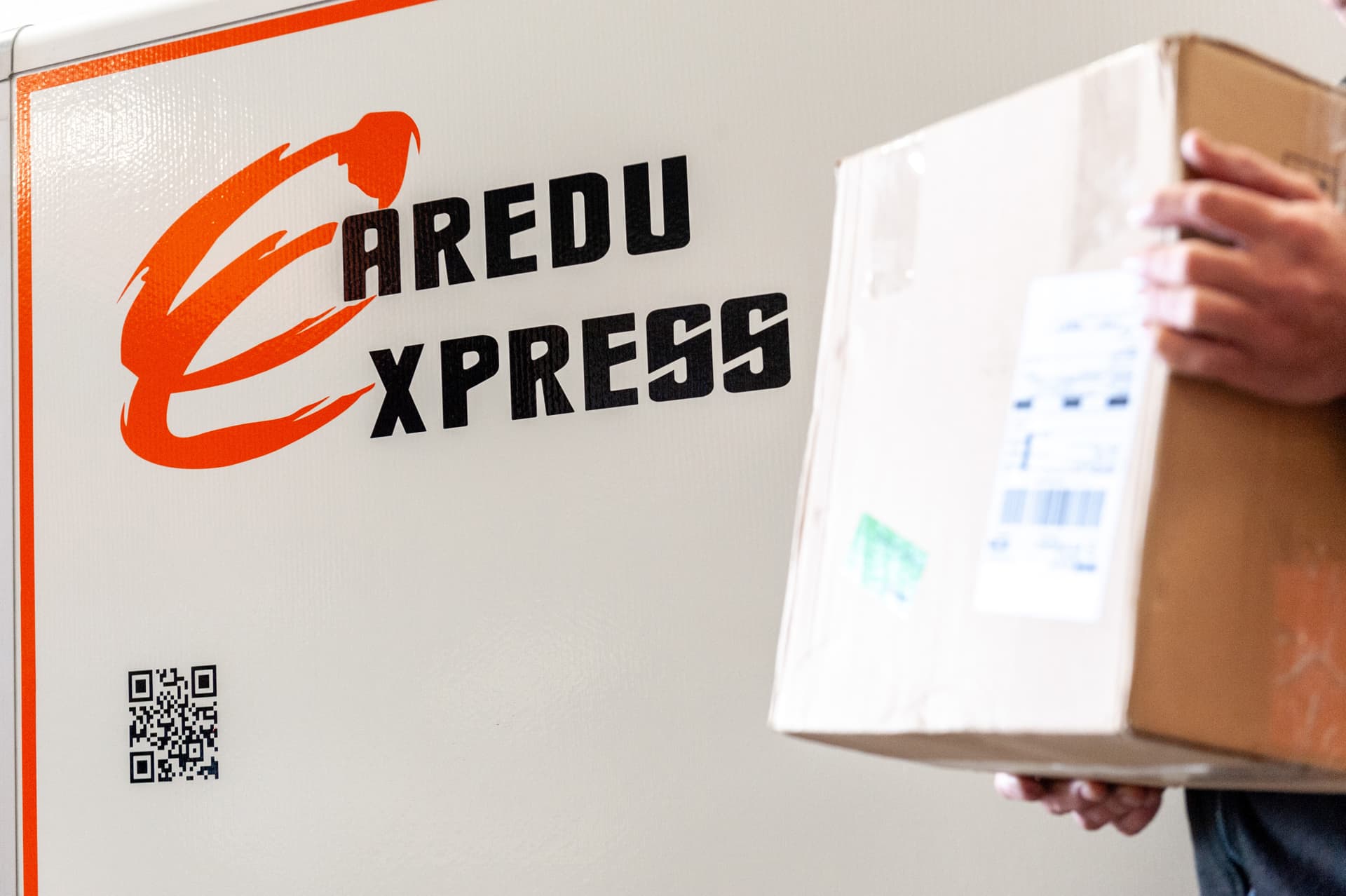  Solicita presupuesto para el envío de un paquete con Caredu Express