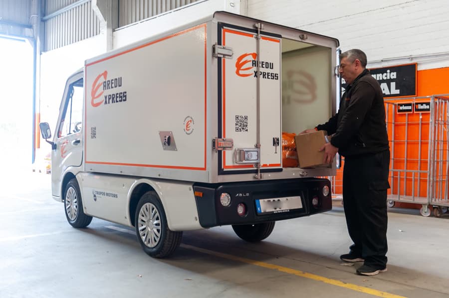 Transporte de paquetería y mensajería urgente en Ferrol